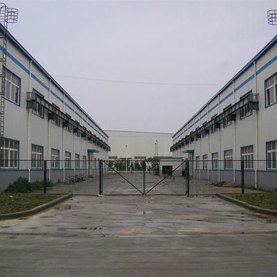 โครงสร้างโลหะ Prefabricated โกดังหอเก็บโลหะที่มีเกรด GB Q235/Q355B