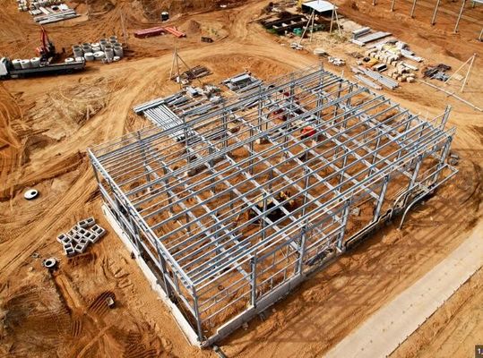 โครงสร้างเหล็ก Prefab กระบวนการโรงงาน Portal โรงงานโครงสร้างเหล็ก