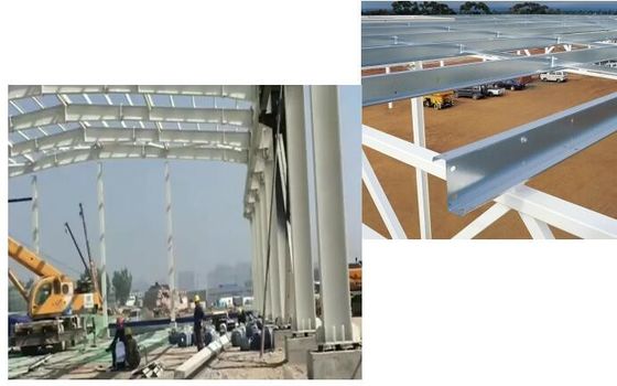 โครงสร้างโลหะแบบอิสระ โกดังที่มีผนังแผ่นเหล็กสี
