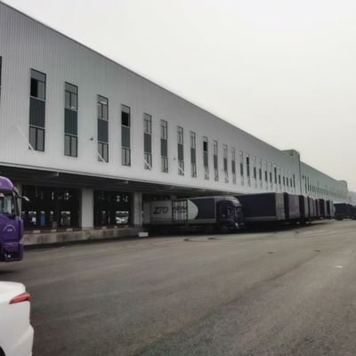 โครงสร้างเหล็ก บ้าน โครงสร้างโลหะ Prefab สําหรับโกดัง