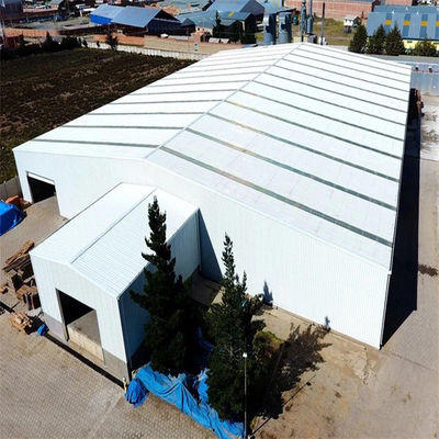 คลังสินค้าเหล็ก Prefab โหลดร้อนสําหรับหลังคาชันที่มีความจุแรง