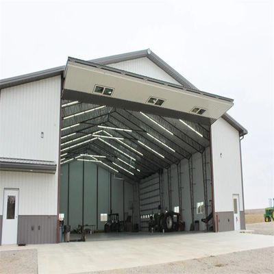 โครงสร้างเหล็กส่วน H welded โกดังสําหรับหุ้มหลังคาและผนังแผ่นแซนด์วิช