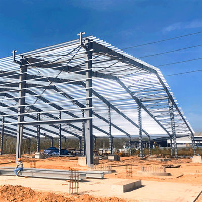 โรงงานโครงสร้างเหล็กกระปุกด้วย Z Section Purlin และ UPVC Downpipe