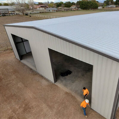 การประชุมเชิงปฏิบัติการการผลิตและแปรรูปโครงสร้างเหล็กพร้อมหลังคาแหลม